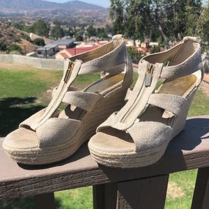 Michael Kors wedge Heel Sandal 8.5 M
